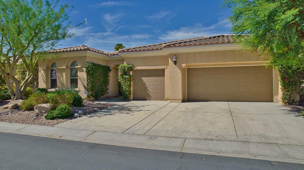 81157 Avenida Sombra, Indio