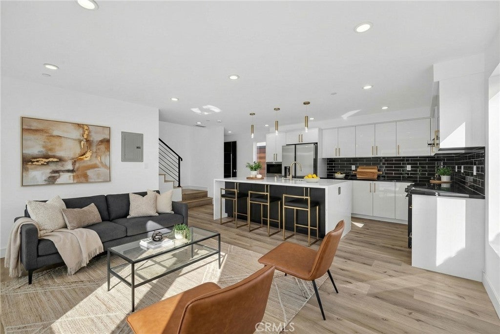 Photo of Listing #SR26035025