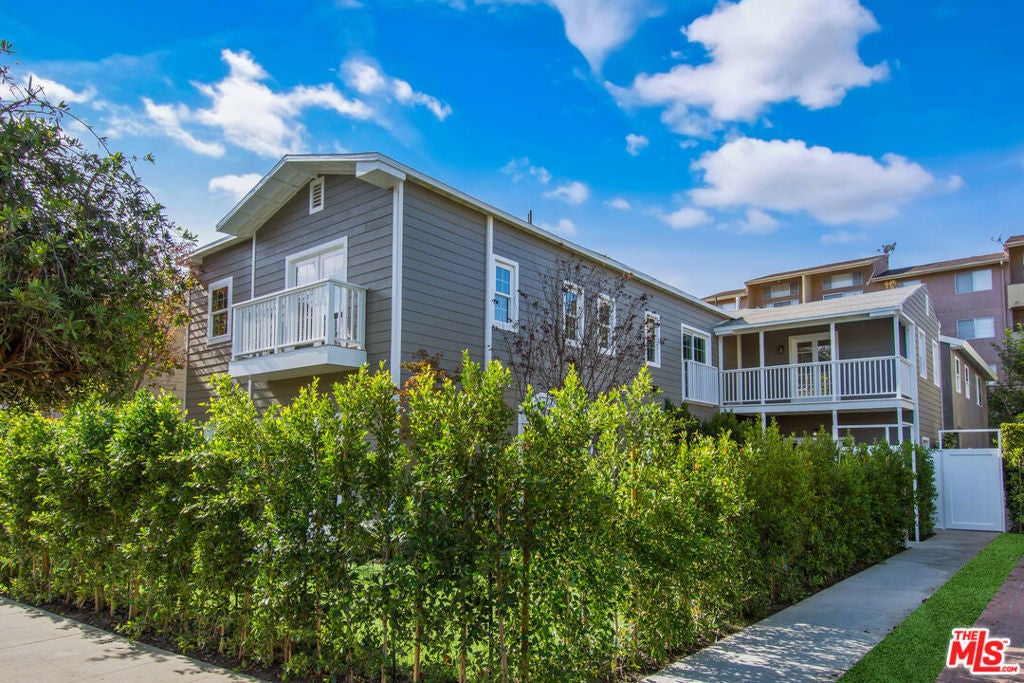 Photo of Listing #26652897