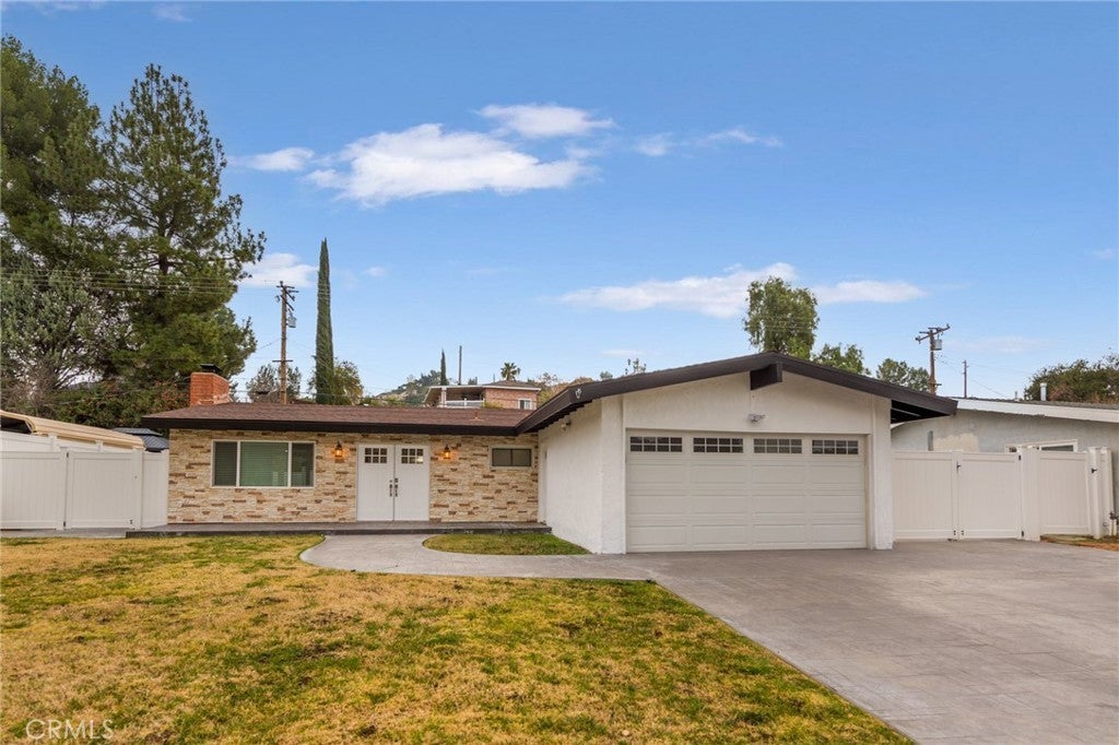 Photo of Listing #SR26035627