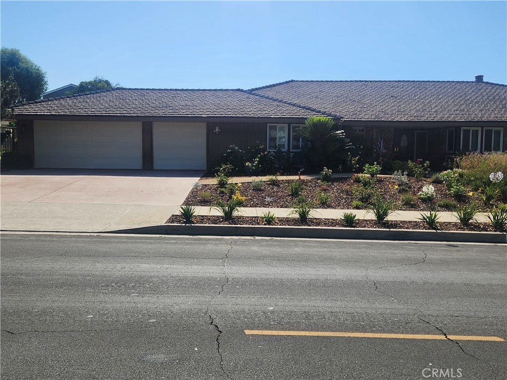 Photo of Listing #SR26035803