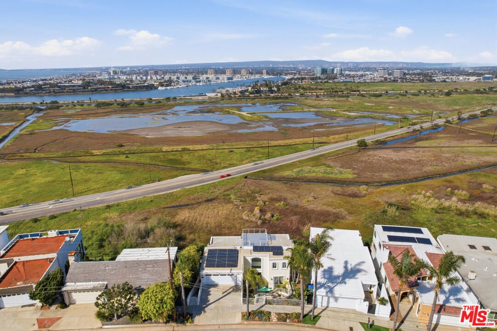 Photo of Listing #26653111