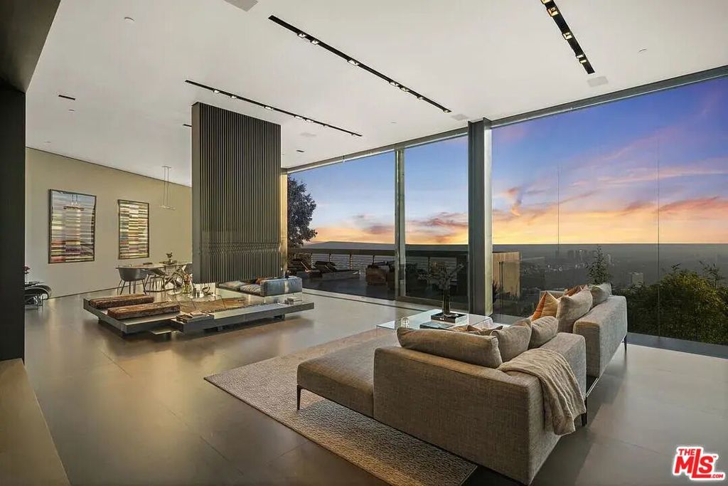 Photo of Listing #26652065