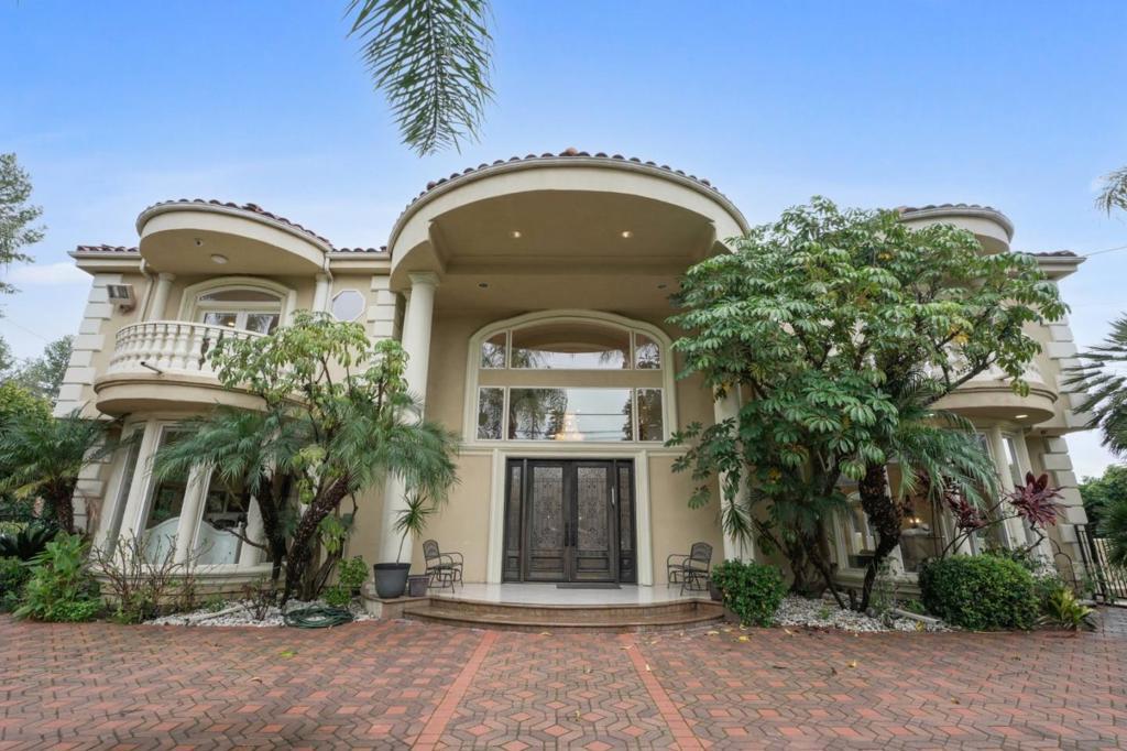 Photo of Listing #ML82035299