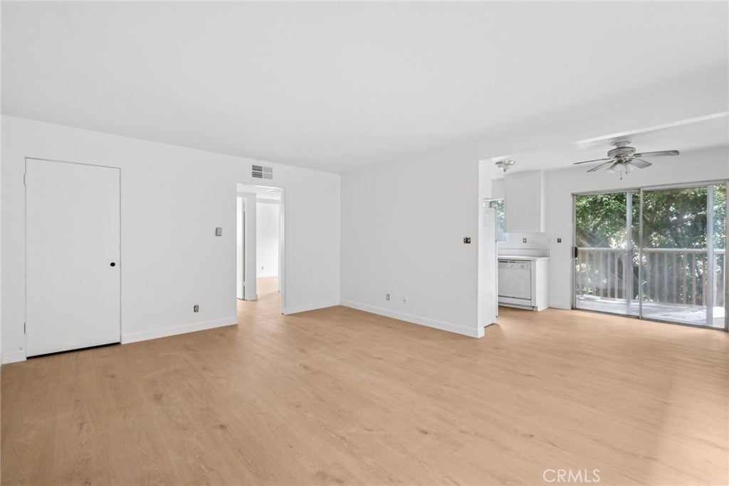 Photo of Listing #OC26036891