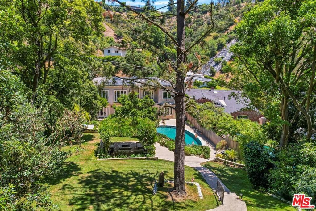 Photo of Listing #26654109