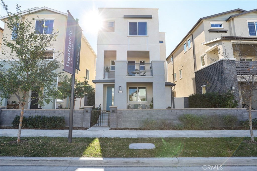 Photo of Listing #OC26037497