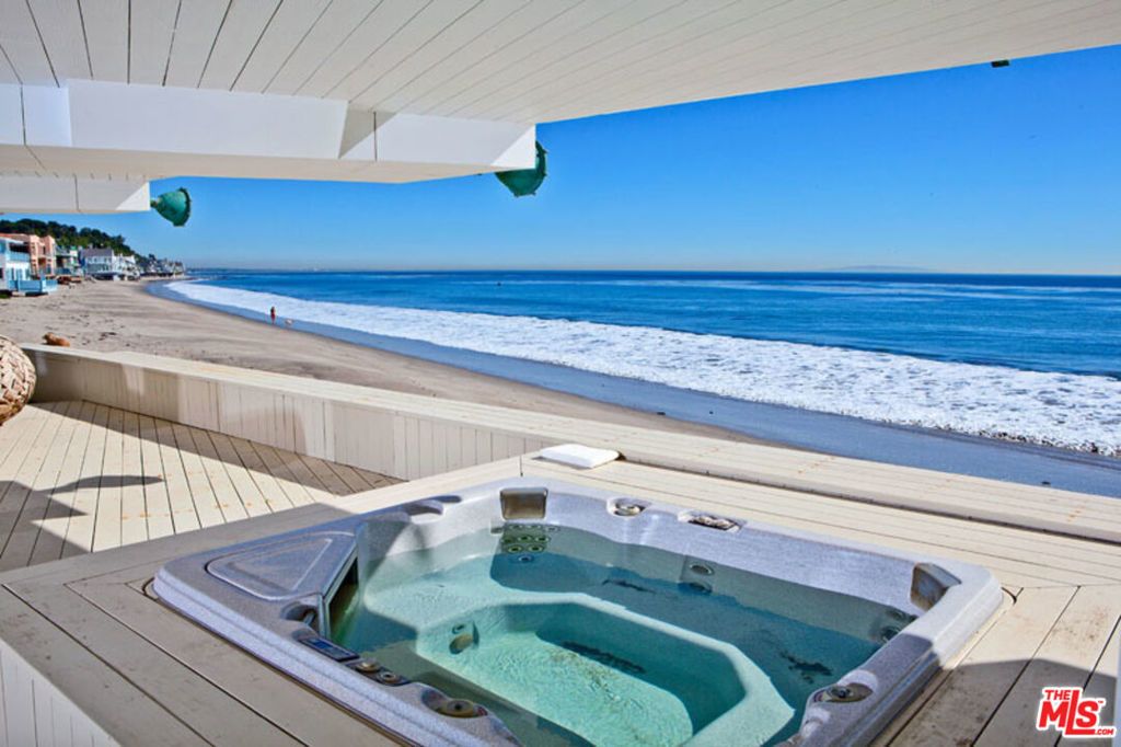 27348 Pacific Coast Highway, Malibu