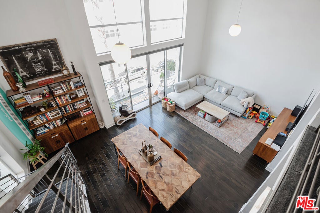 Photo of Listing #26651841