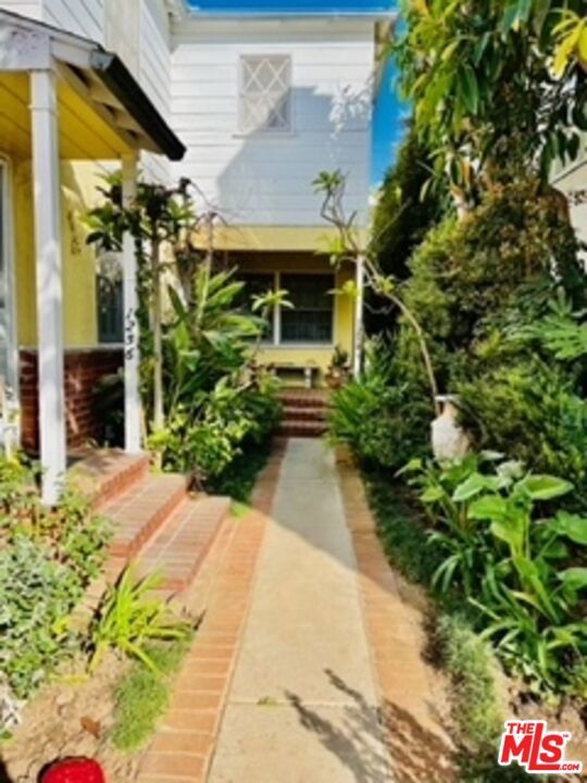 Photo of Listing #26654977