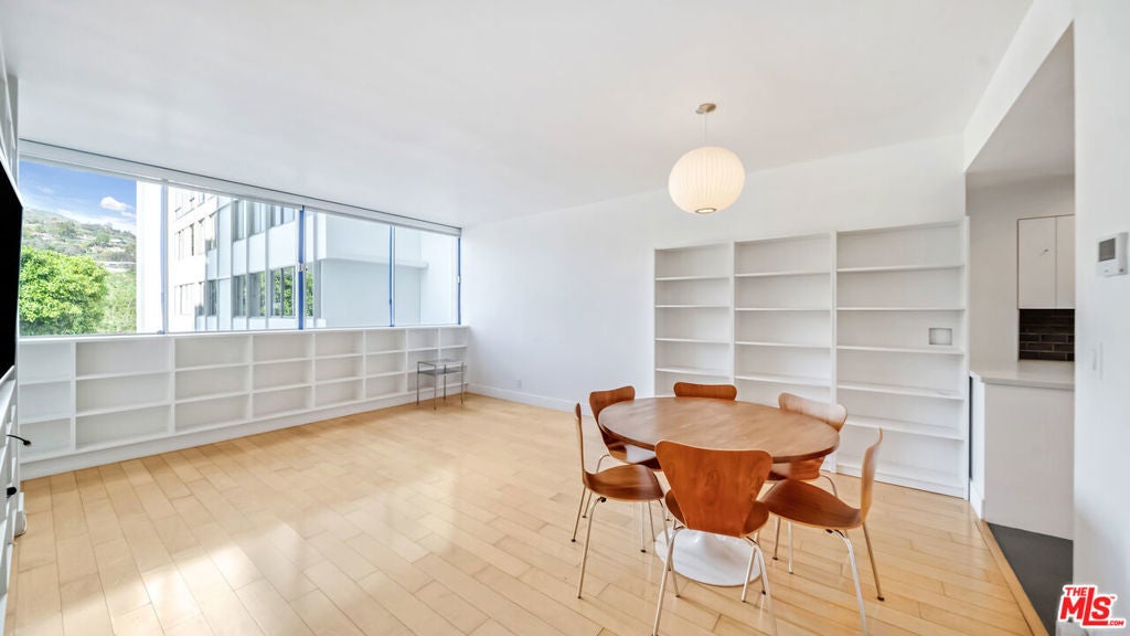 Photo of Listing #26654467