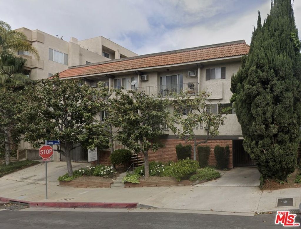 11525 Rochester Avenue # 204, Los Angeles