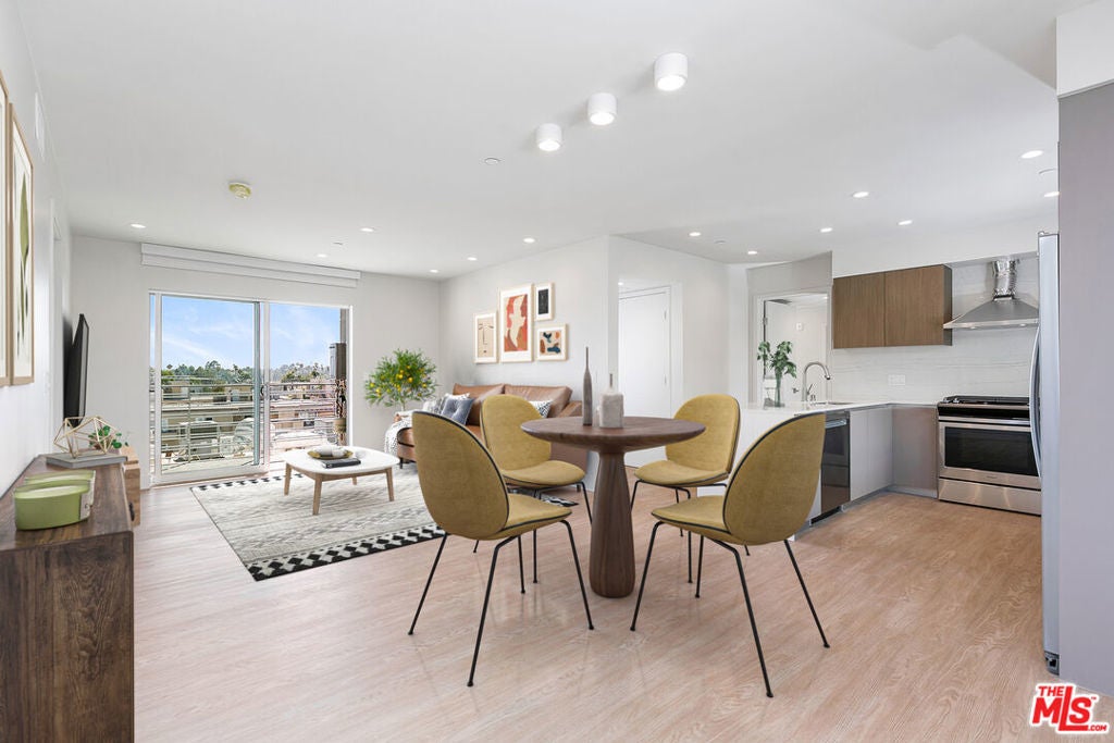 Photo of Listing #26655313