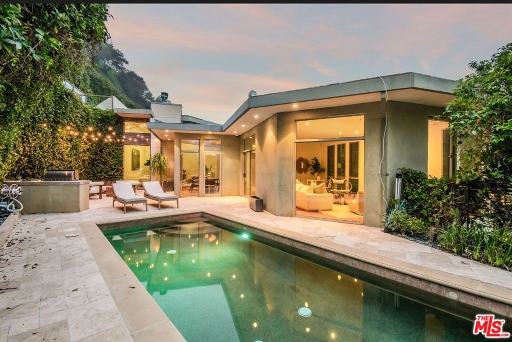 Photo of Listing #26656489