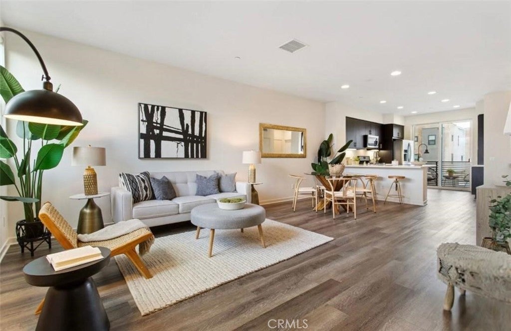 Photo of Listing #TR26040459