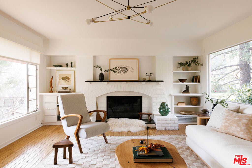 Photo of Listing #26656659