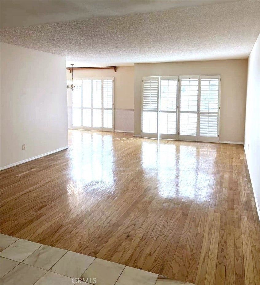 Photo of Listing #TR26042493