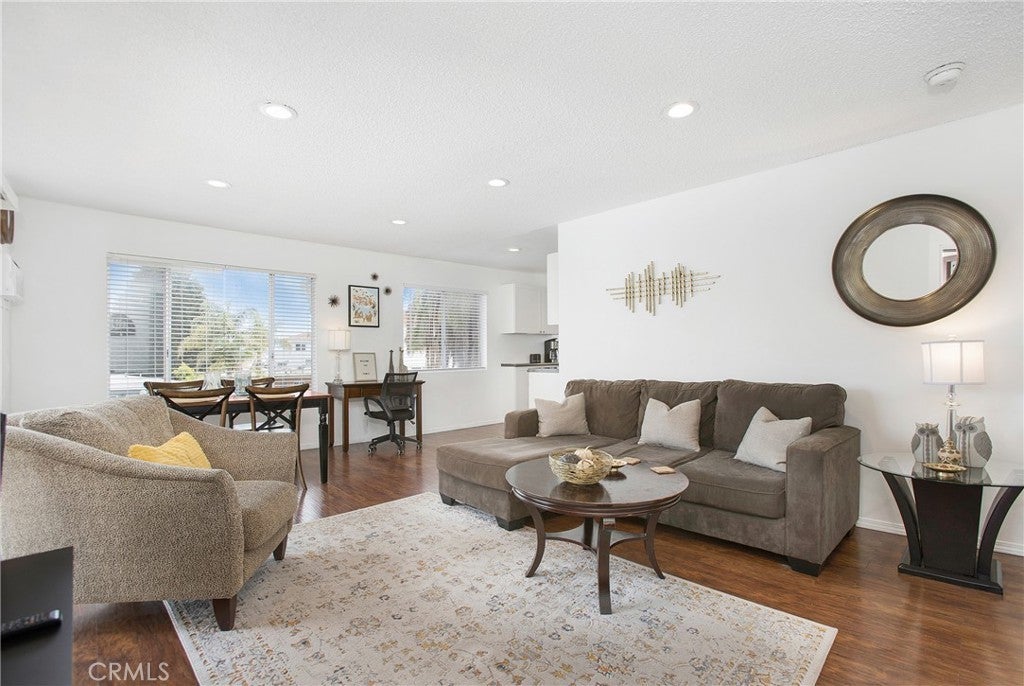 Photo of Listing #NP26042301