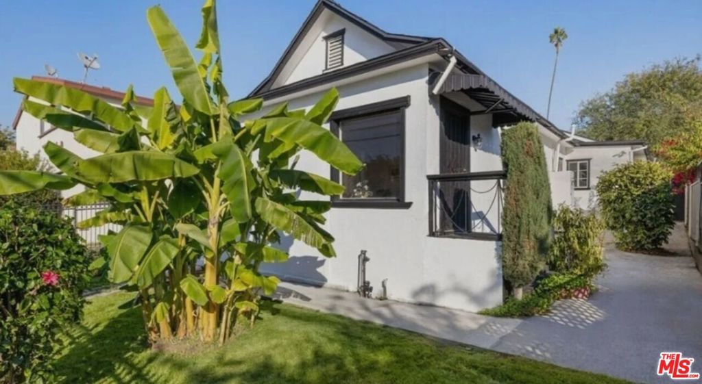 Photo of Listing #26657759