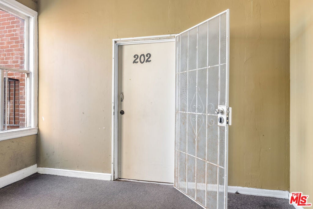 Photo of Listing #26657137