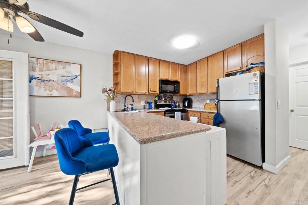 Photo of Listing #PTP2601546