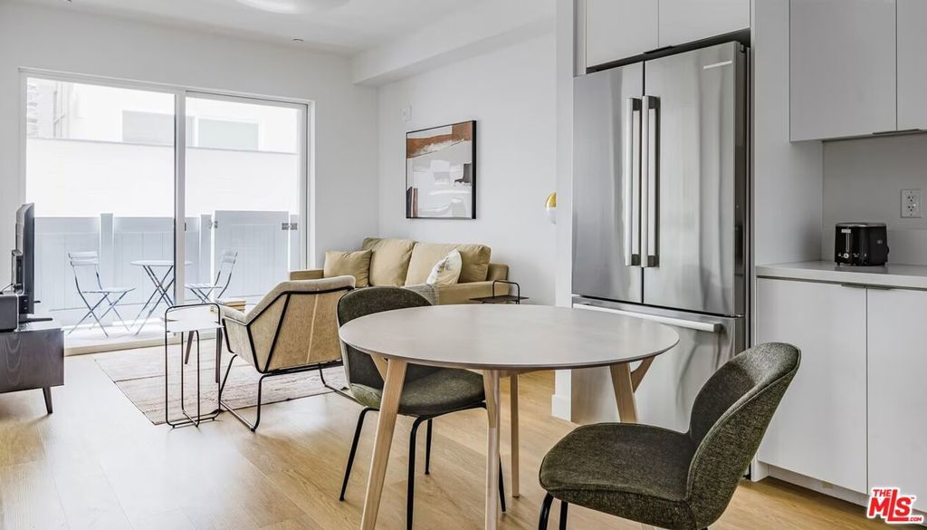 Photo of Listing #26658073