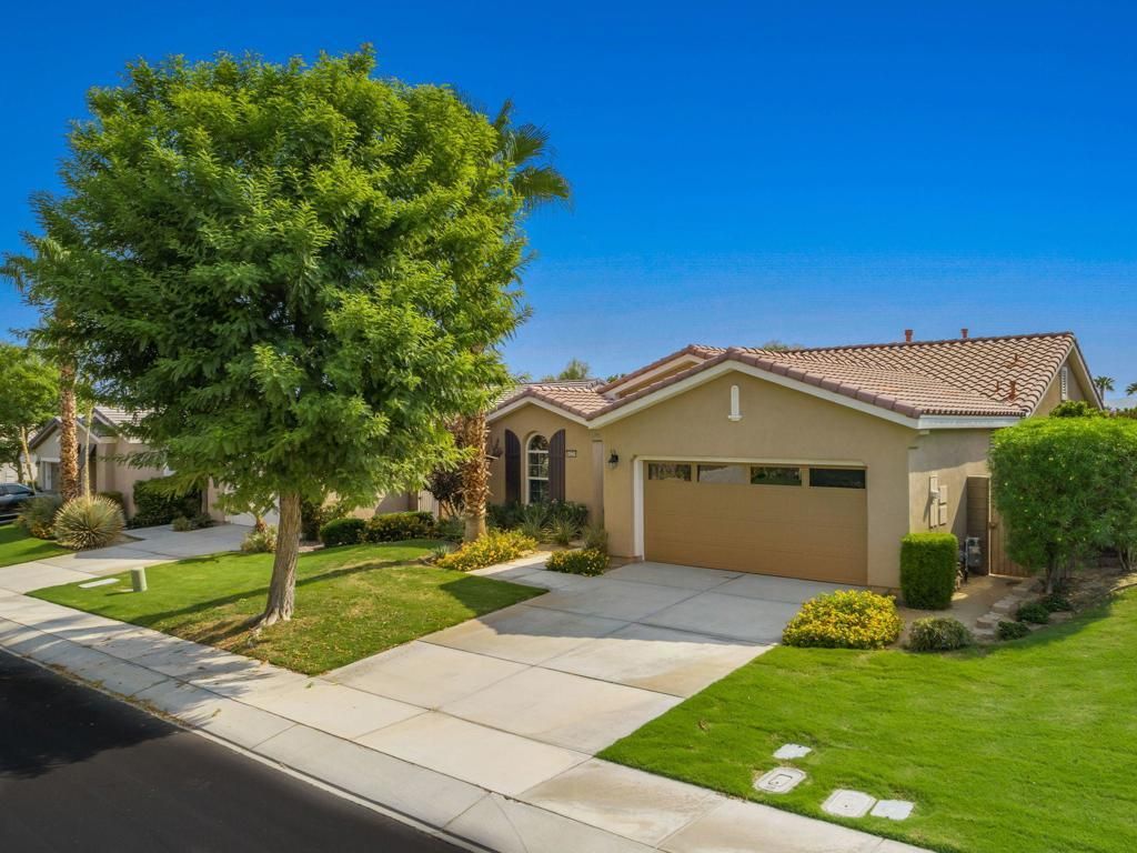 60224 Honeysuckle Street, La Quinta