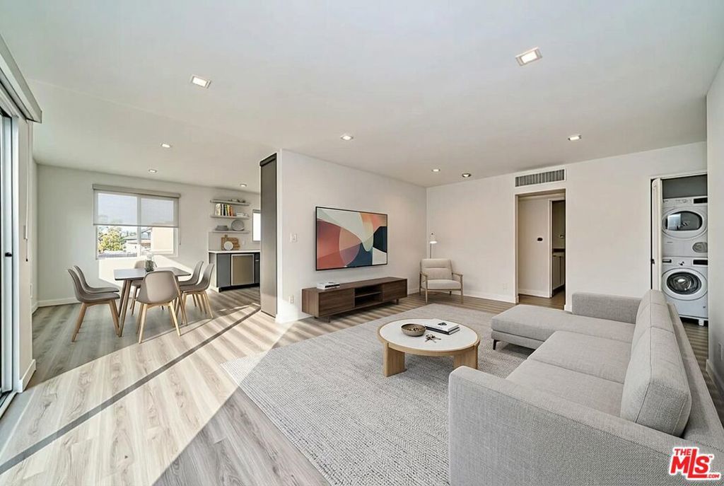 Photo of Listing #26658201