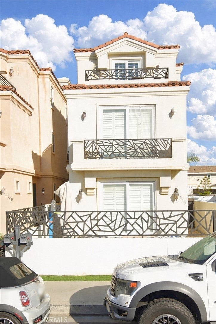 Photo of Listing #RS26046408