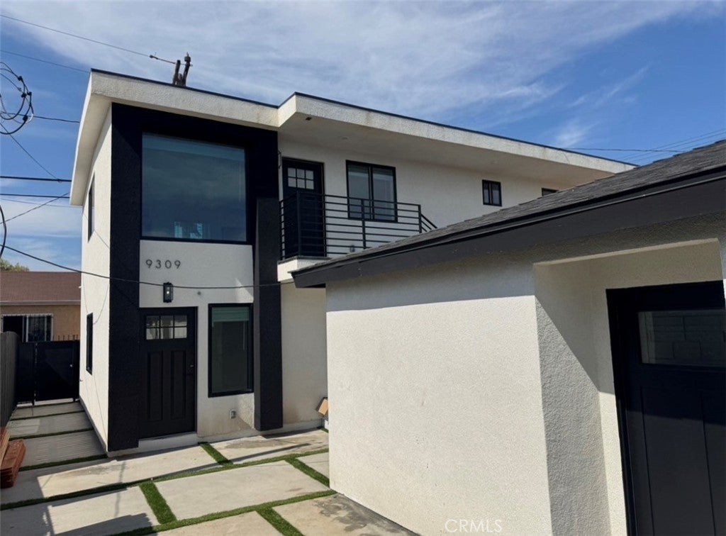 Photo of Listing #DW26046281