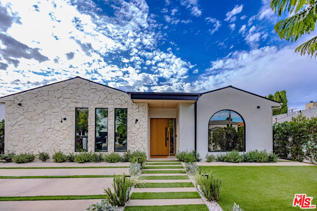 Photo of Listing #26652539