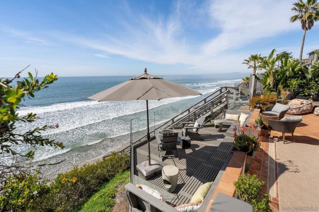 1370 Neptune, Encinitas