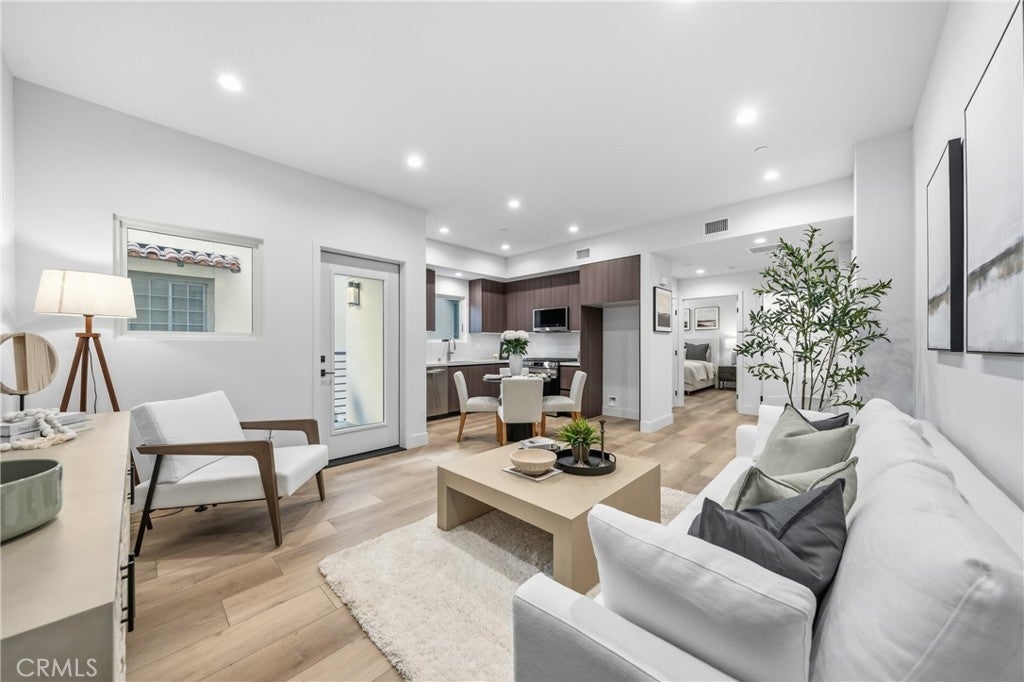 Photo of Listing #PF26047883