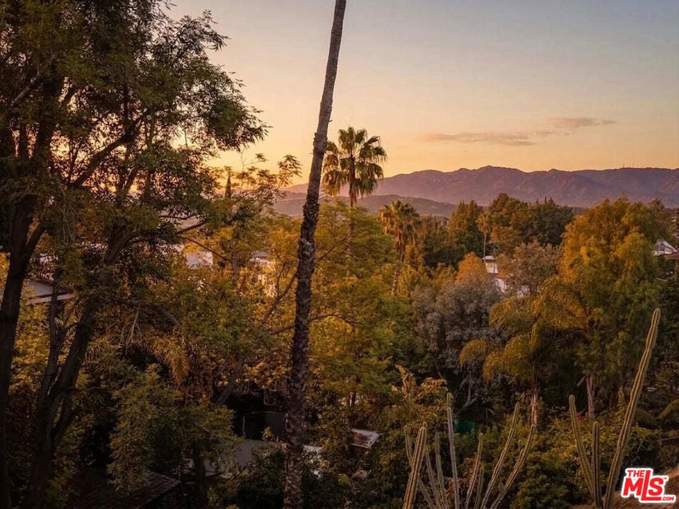 Photo of Listing #26660469