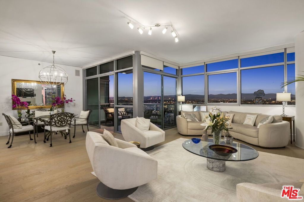 Photo of Listing #26660681