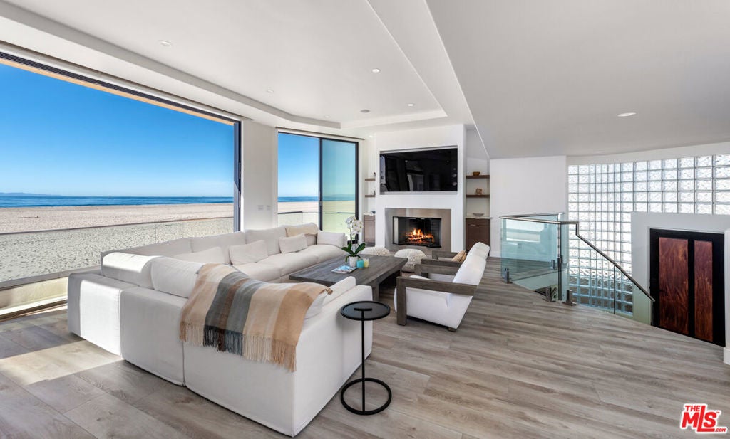 Photo of Listing #26660729