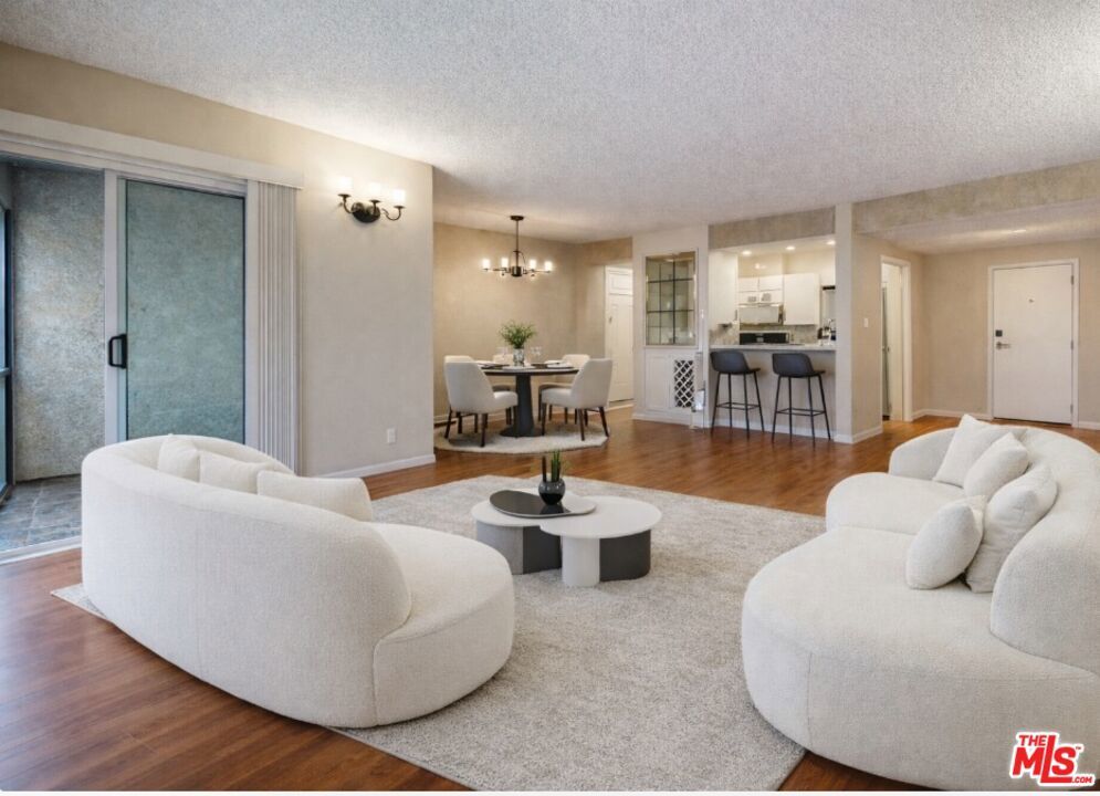 Photo of Listing #26661205