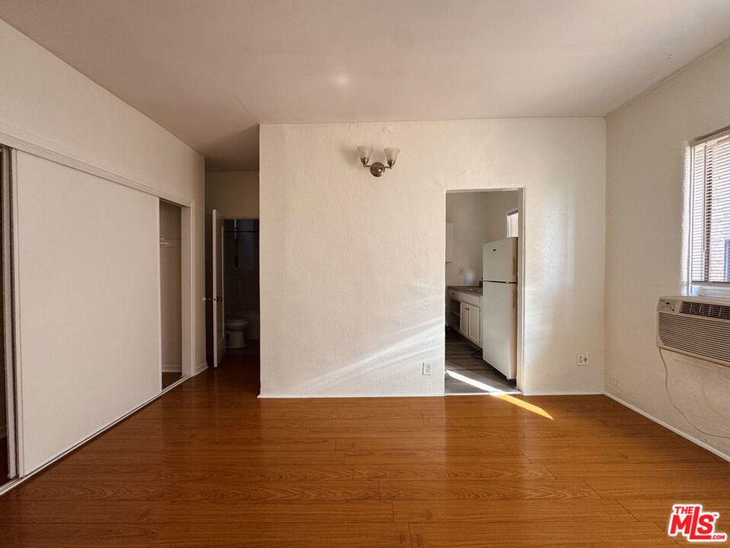 920 S S Hobart Blvd # 403, Los Angeles