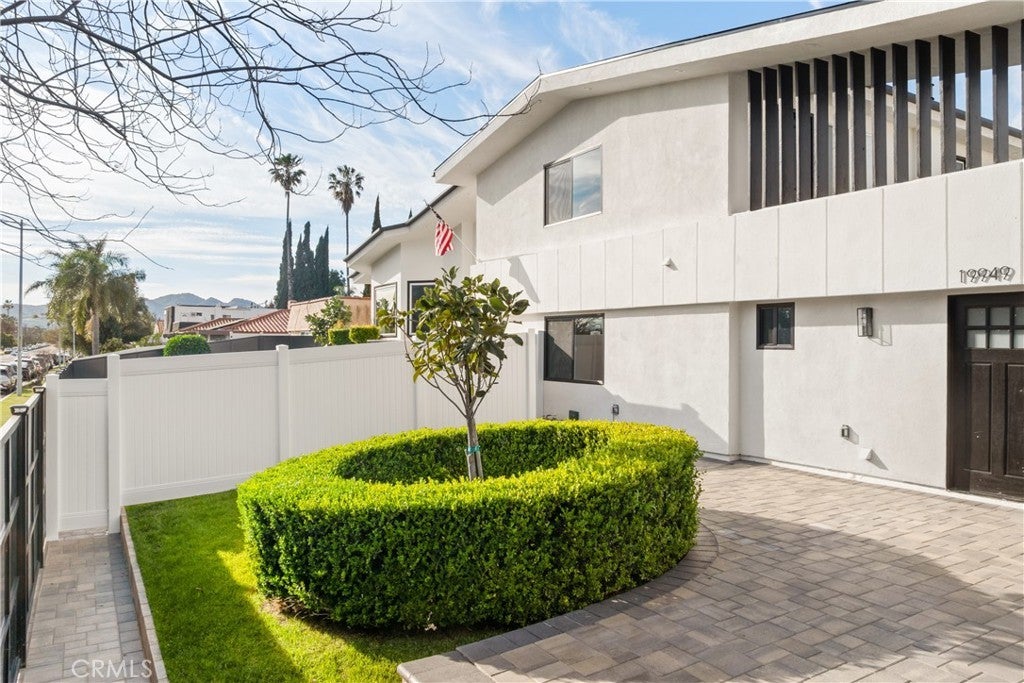 Photo of Listing #SR26050244