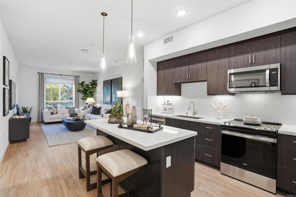 Photo of Listing #PTP2601773