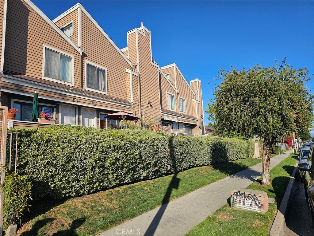 Photo of Listing #SR26050616