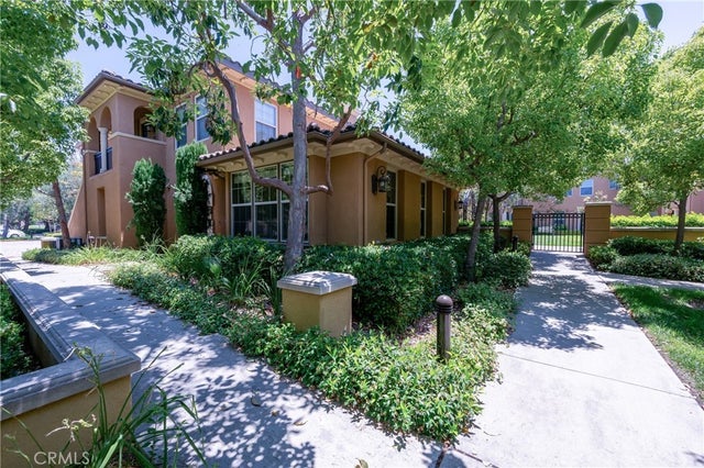 73 Long Meadow, Irvine.