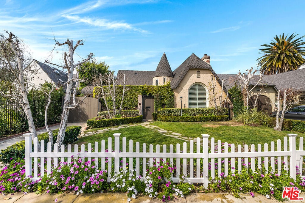 Photo of Listing #26661659