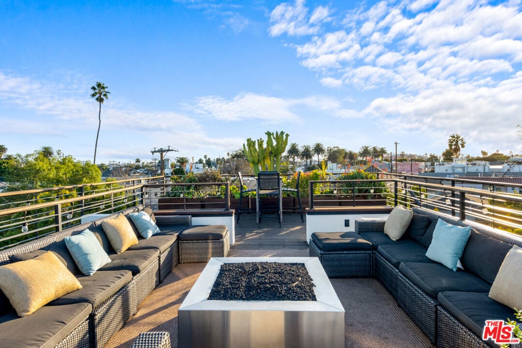 Photo of Listing #26661671