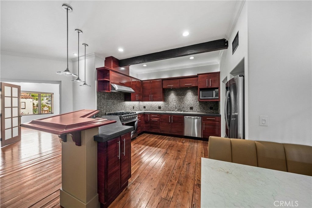 Photo of Listing #OC26051317