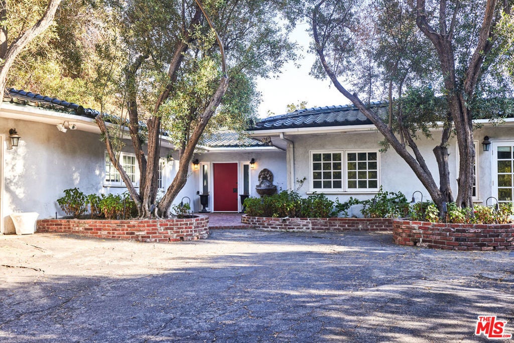 Photo of Listing #26658431