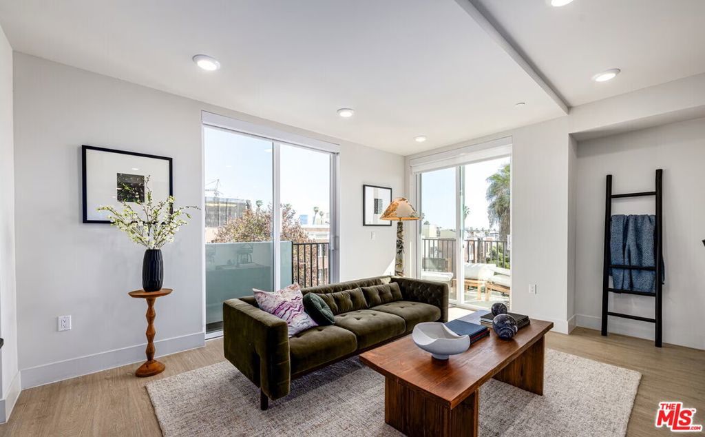 Photo of Listing #26662215