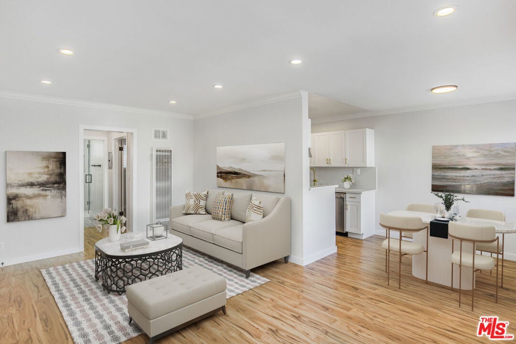 Photo of Listing #26661811