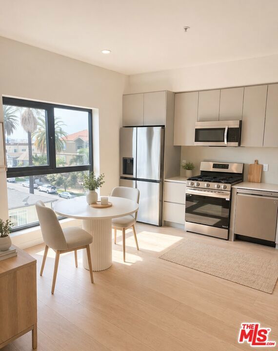 Photo of Listing #26662353