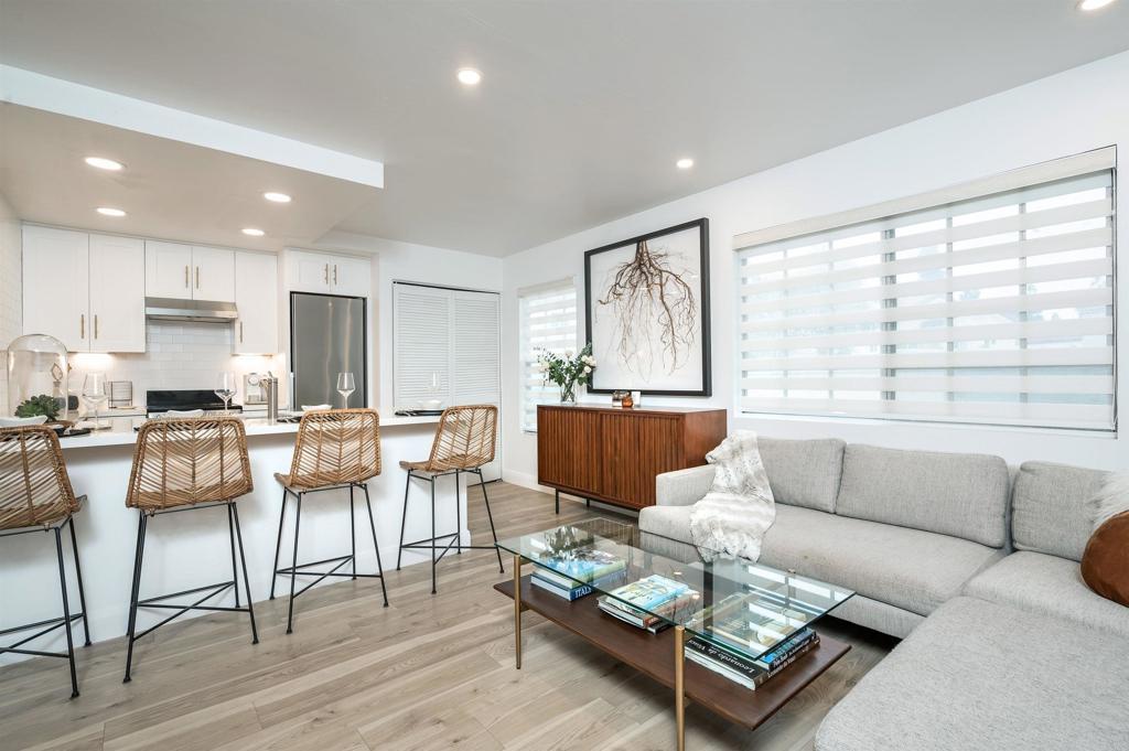 Photo of Listing #PTP2601822